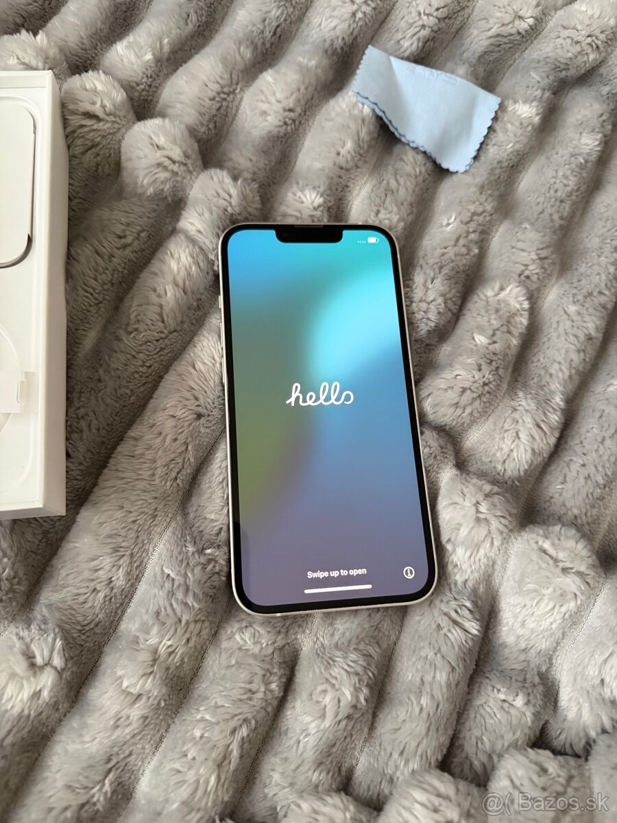 Apple iPhone 13 128GB Silver - 10