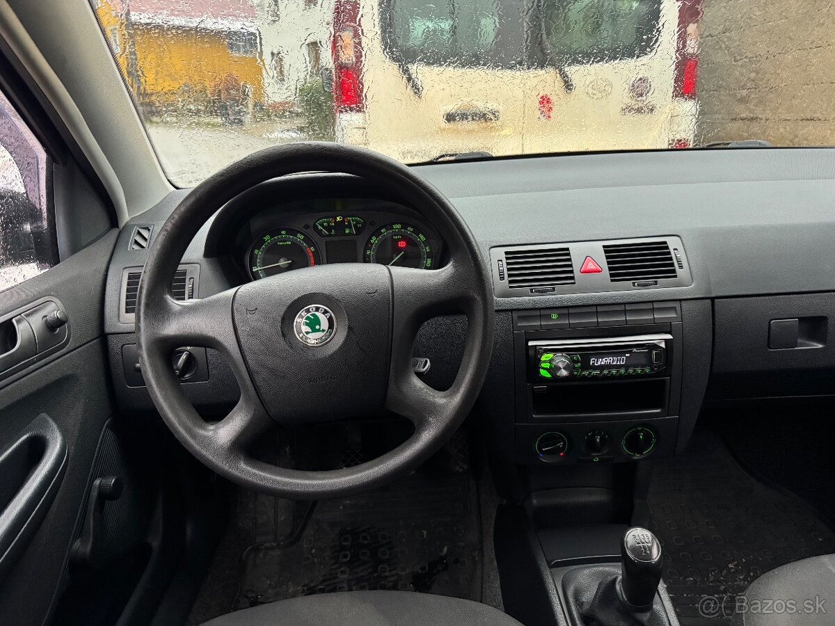 Škoda Fabia 1.2 HTP 2006 40kW benzín - 10