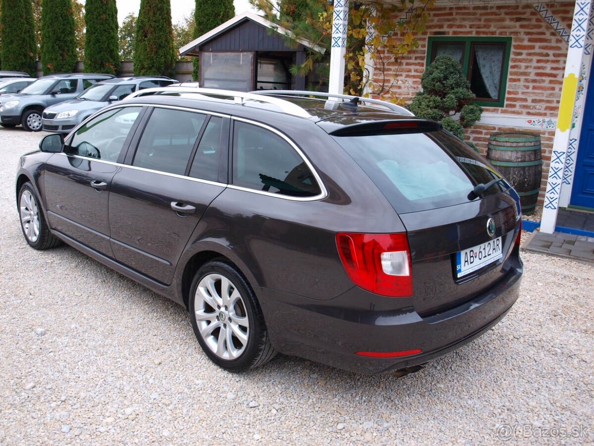 Škoda Superb Combi 1.4 TSI Elegance - 10
