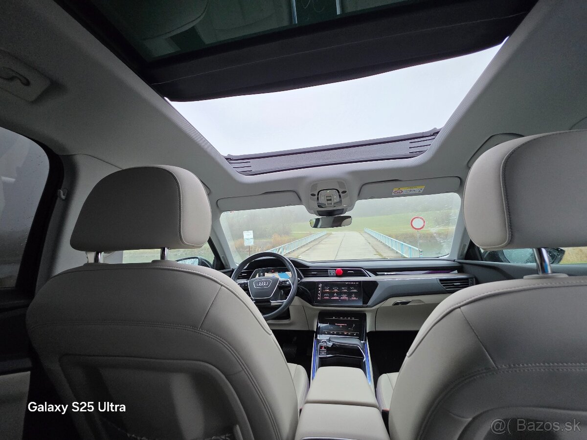 Audi e-tron 55 S-LINE 300 kW 408PS Quattro, Panoráma,Matrix - 10