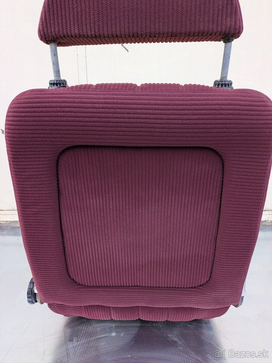 Predné sedačky Tatra 613 - 10