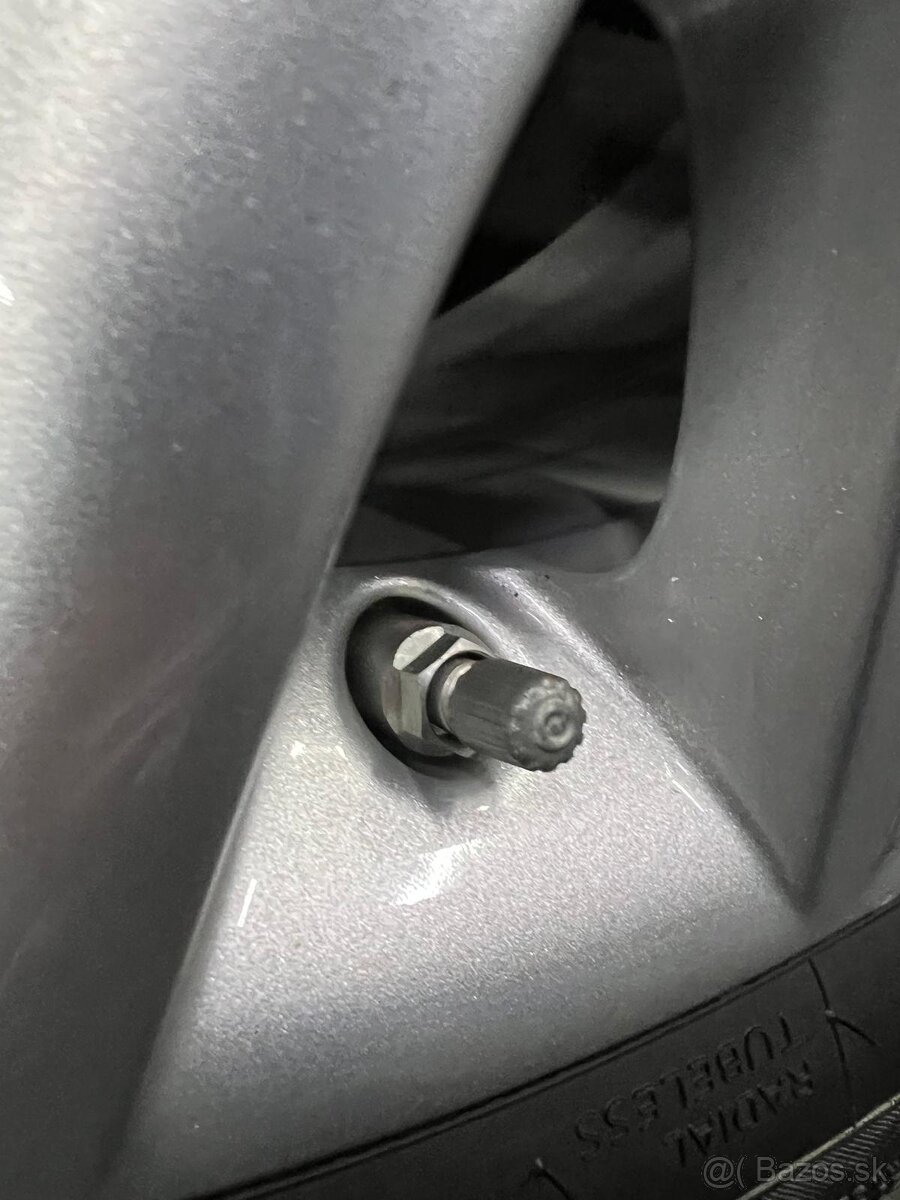 Elektróny mini Cooper 5x112 , r16 letné pneu - 10