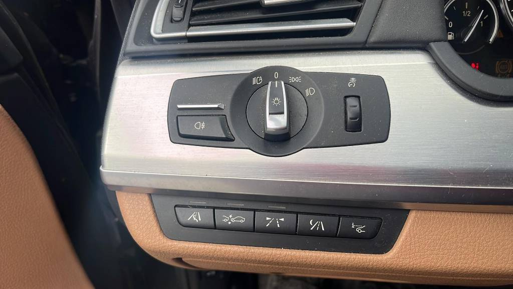 BMW 750i M-packet xdrive F01 - 10