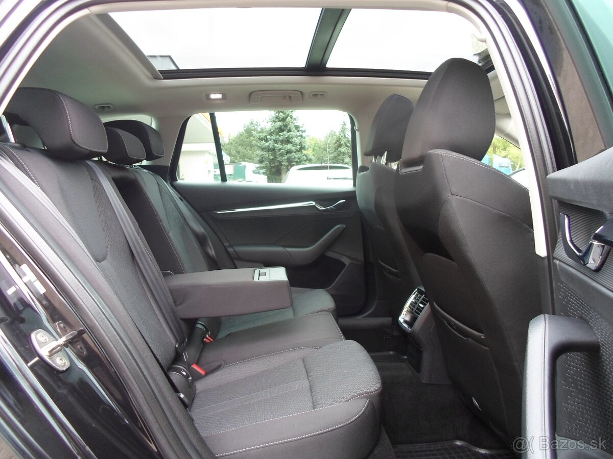 Škoda Octavia Combi 1.4 TSI iV PHEV DSG automat,F1, DigitalC - 10