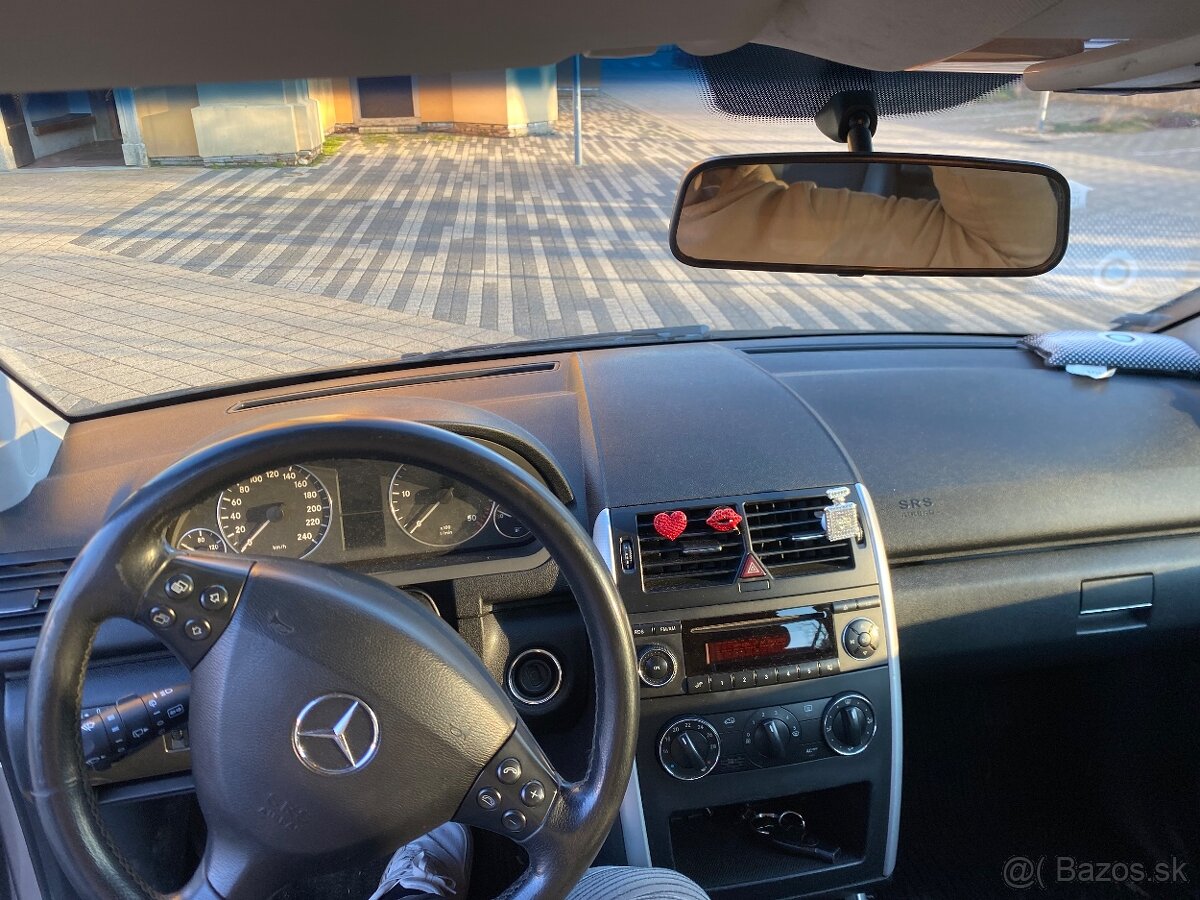 Predám Mercedes-Benz A 200 CDI - 10