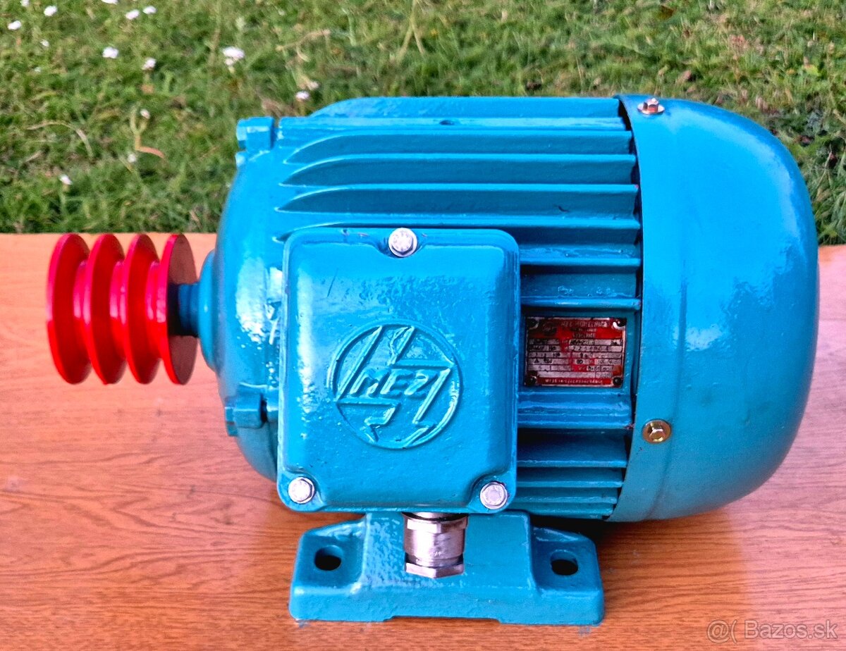 Predám 3 fázovy elektromotor MEZ Mohelnice 2,2kW - 10