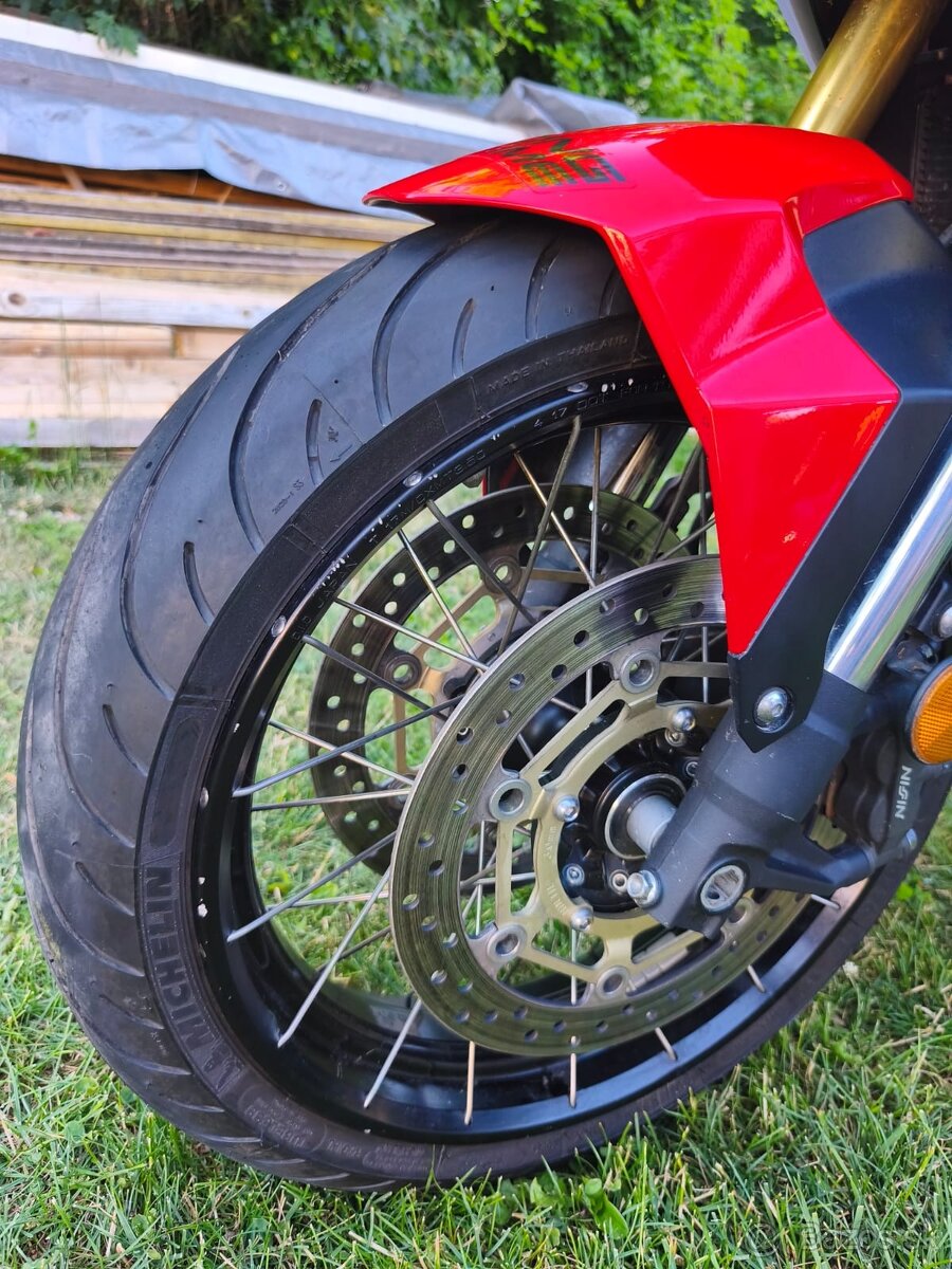 Honda x adv 750 - 10