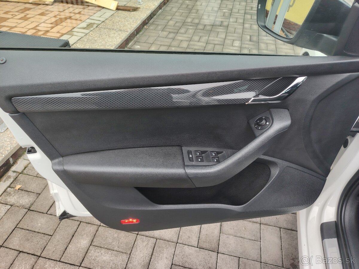 Škoda Octavia Combi 2.0Tsi RS DSG6 162Kw Canton 134000km - 10