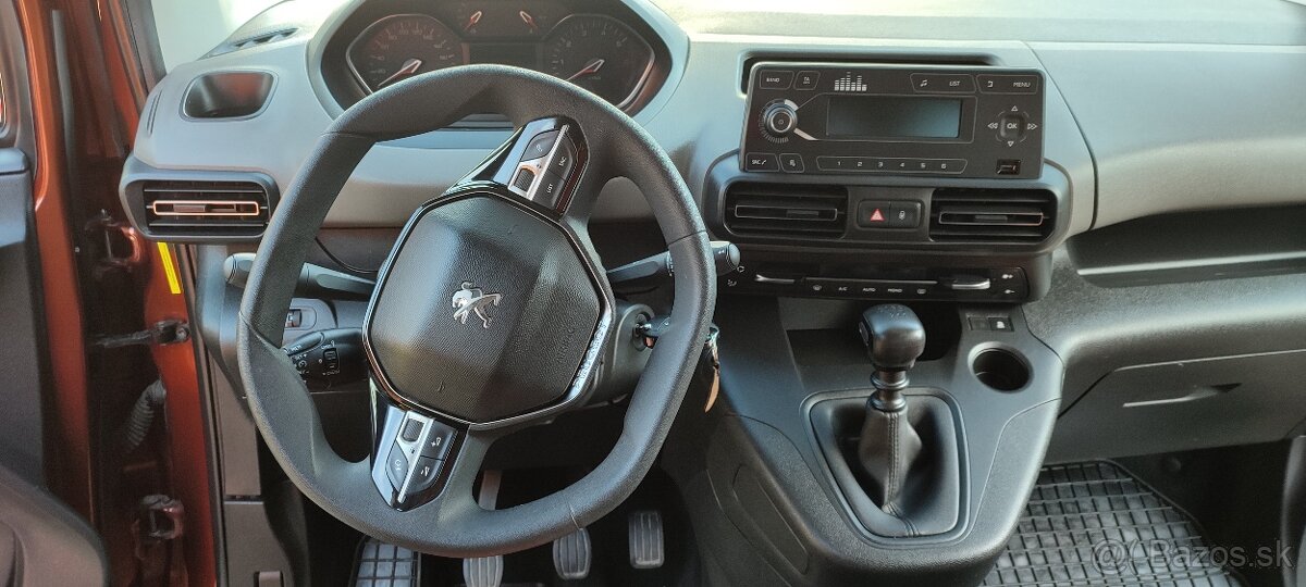 Predám Peugeot rifter - 10
