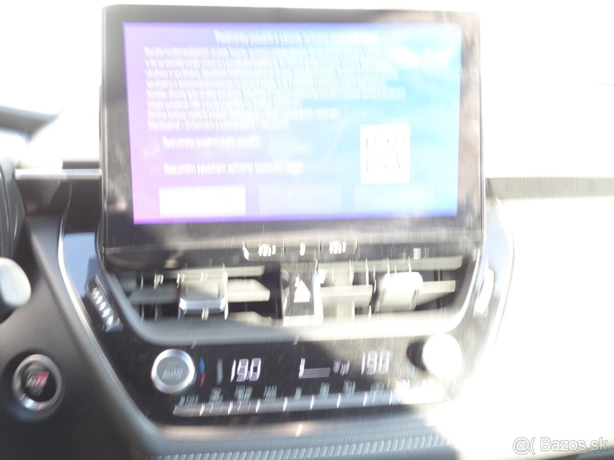 Corolla 2,0 Hybrid combi GR sport - 10