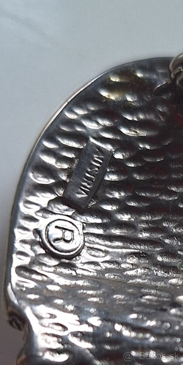 Podnos Berndorf a starožitné brošne - 10