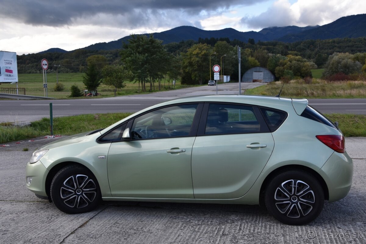 Opel Astra Classic III 1.7 CDTi 110k - 10