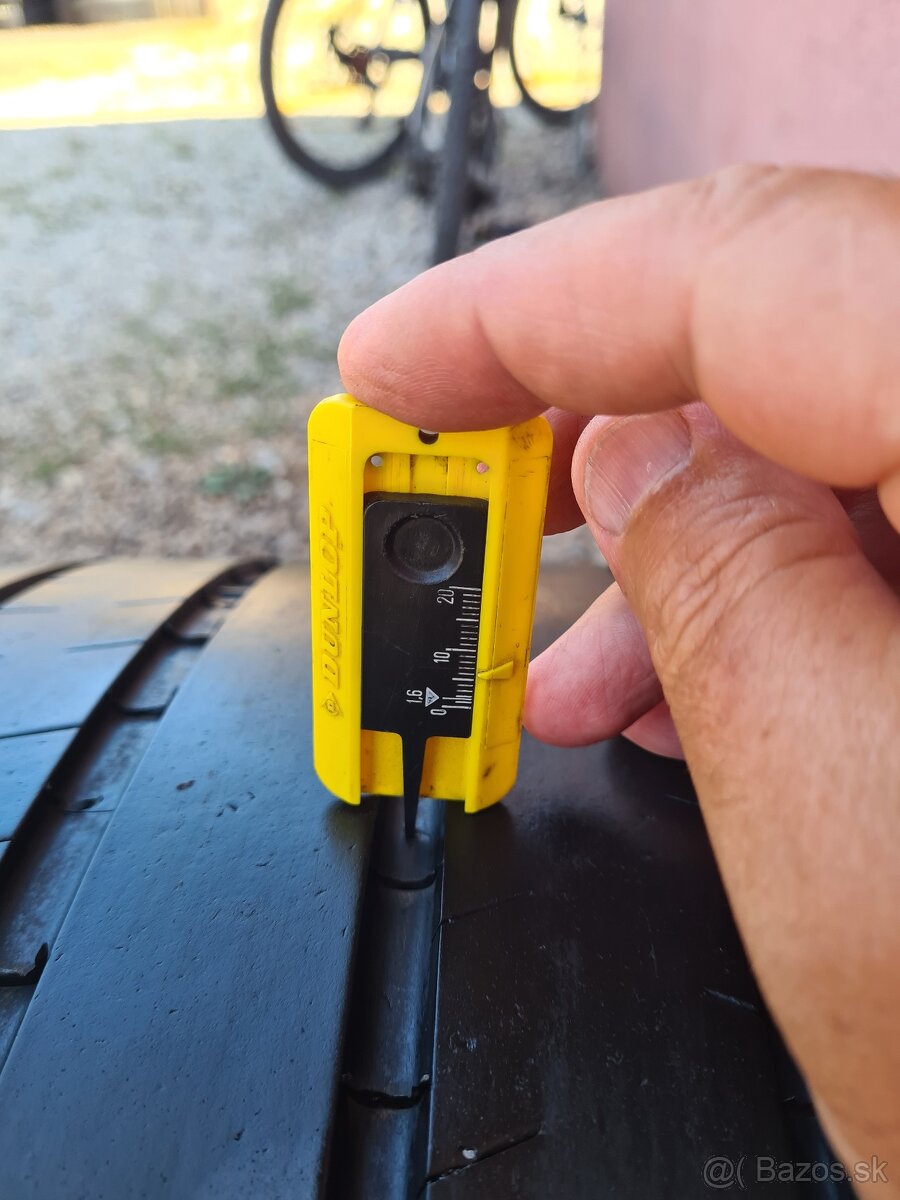 295/30 R21 Michelin Pilot Super Sport letné 2ks - 10