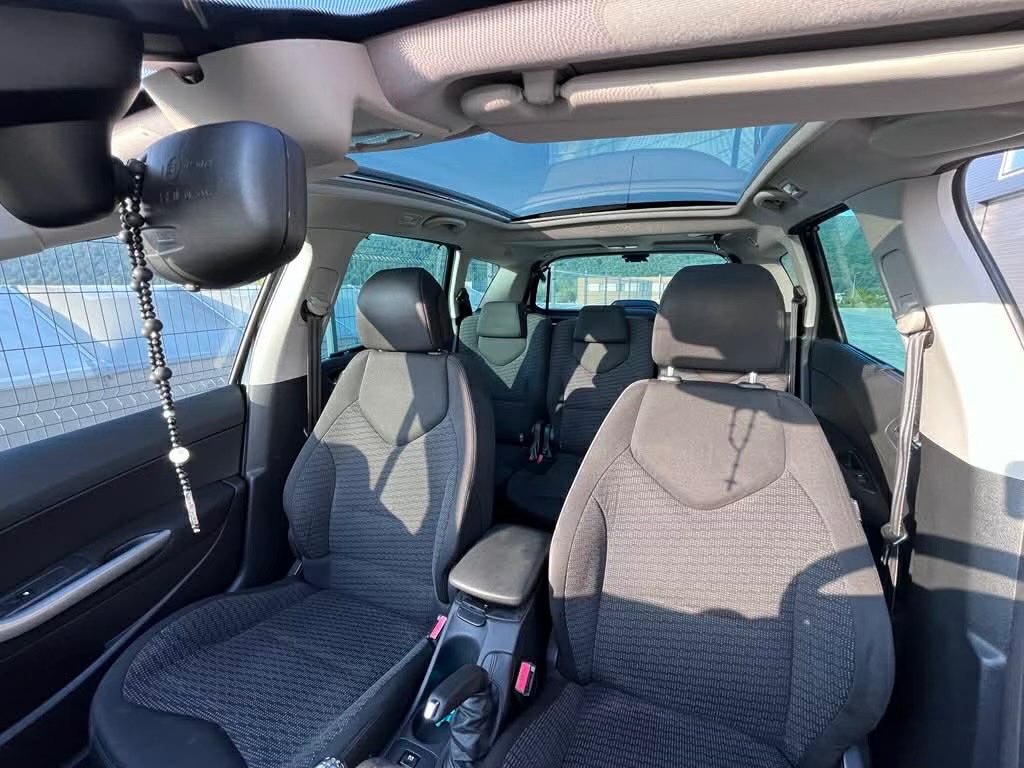 Peugeot 308sw 1.6 HDI - 10