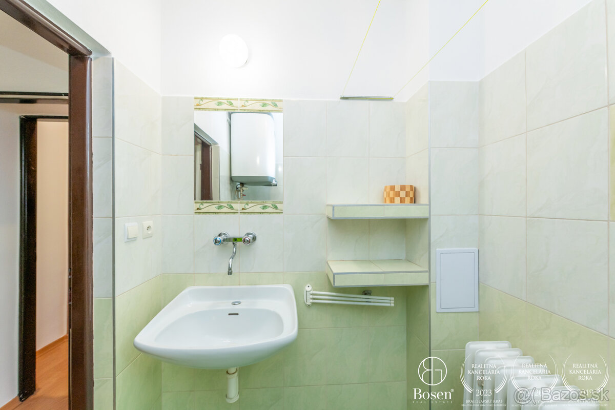 BOSEN | Priestranný 4 izbový byt s výbornou dispozíciou a zá - 10