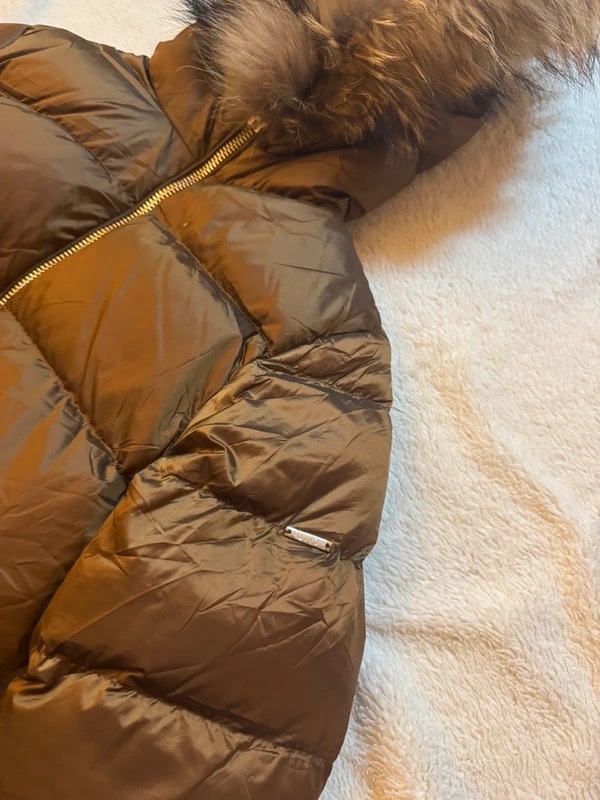 Krásna nová bunda Liu JO - 10