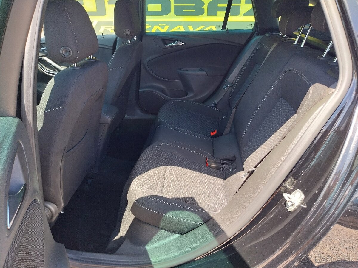 Opel Astra Sport Tourer ST 1.6 CDTI ecoFLEX S&S 110k - 10