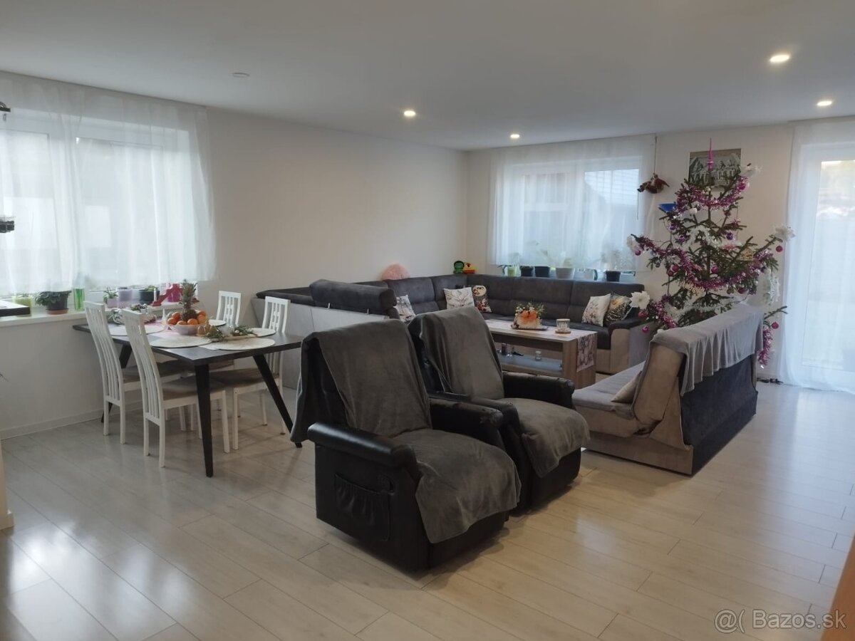 Predame 4-izbovy bungalov - 10