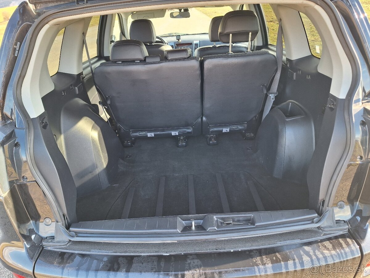 Mitsubishi Outlander 2.2 DI-D - 10