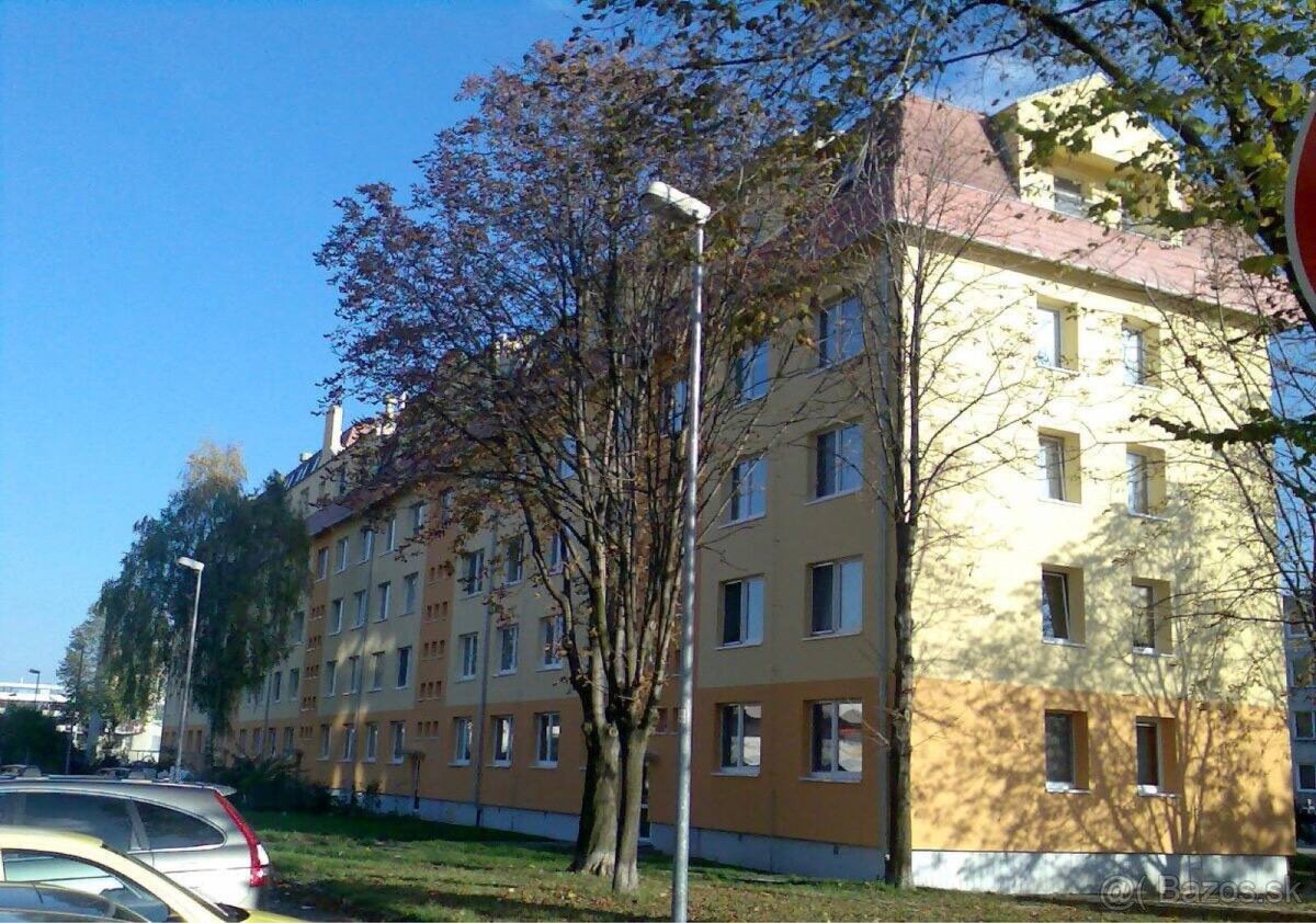 na prenájom pekný 3-izbový byt - 10