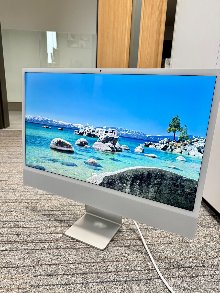 Apple iMac 24" M1, 2021, 256GB + magic keyboard / mouse - 10