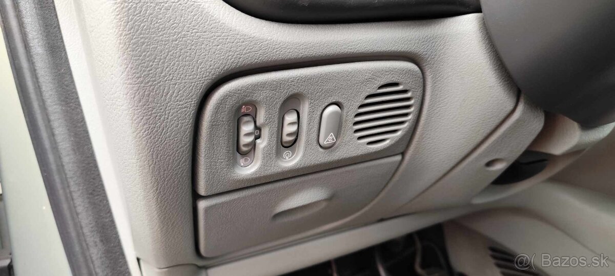 Renault Megane scenic - 10