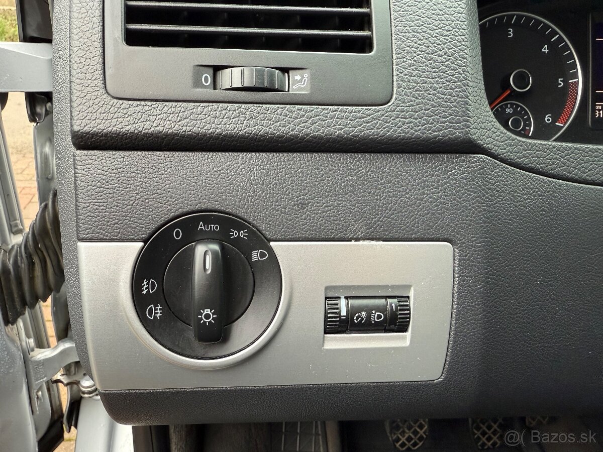 VOKSWAGEN MULTIVAN T5 GP 2,0 TDI 103 kW EDICE TEAM - 10