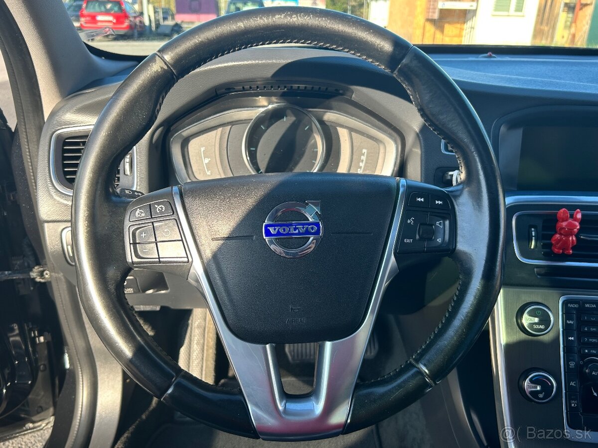 Volvo V60 D6 - 10