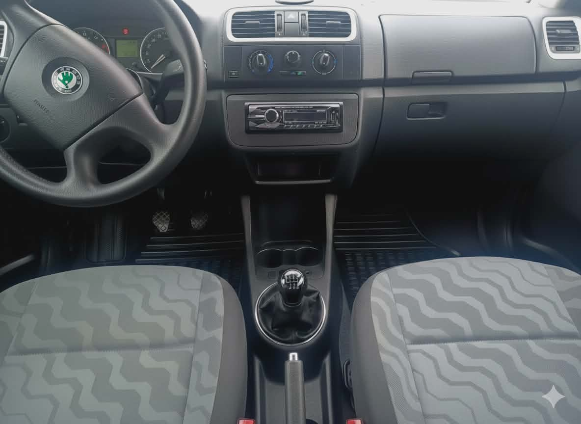 Škoda Fabia II Combi Benzín - 10