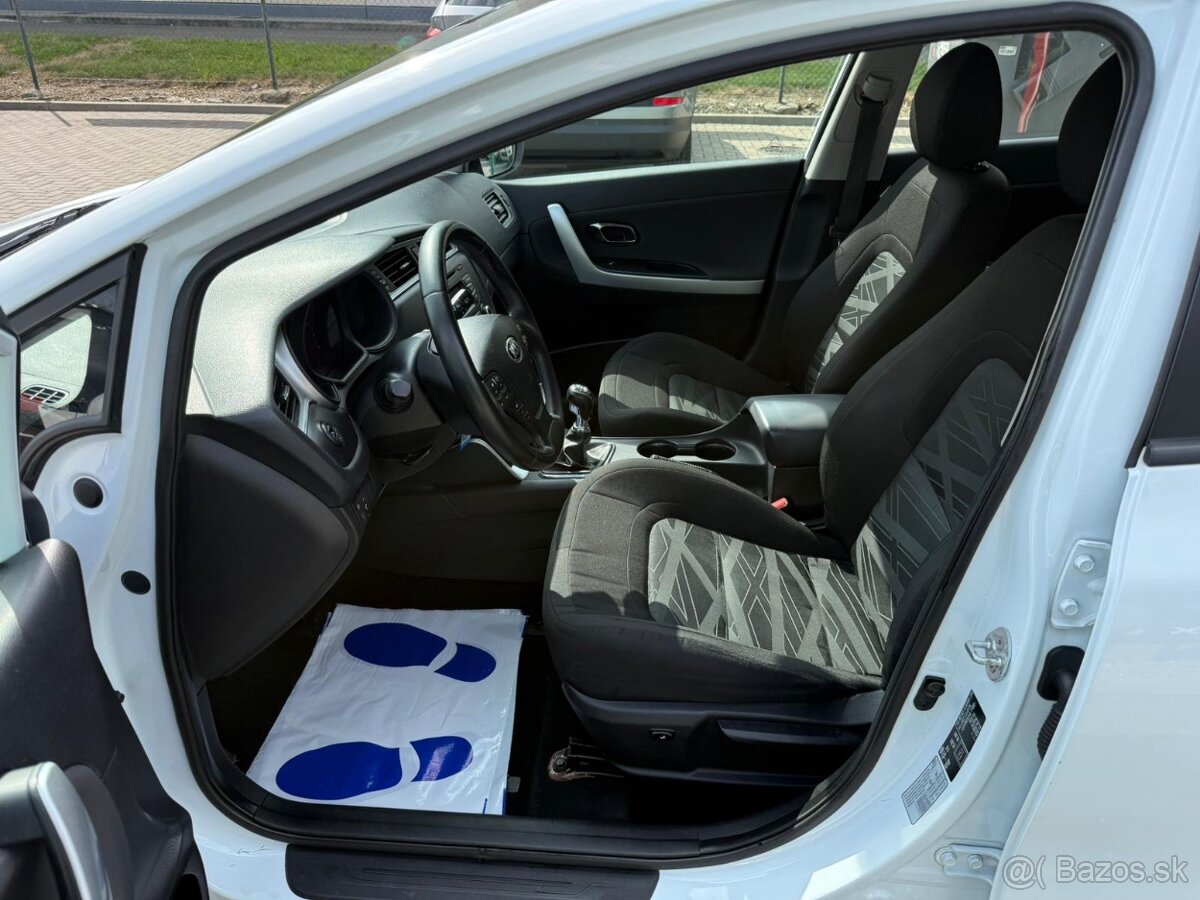 ► KIA CEE’D 1,6 CRDI - 100 kW, PARK. SENZORY ◄ - 10