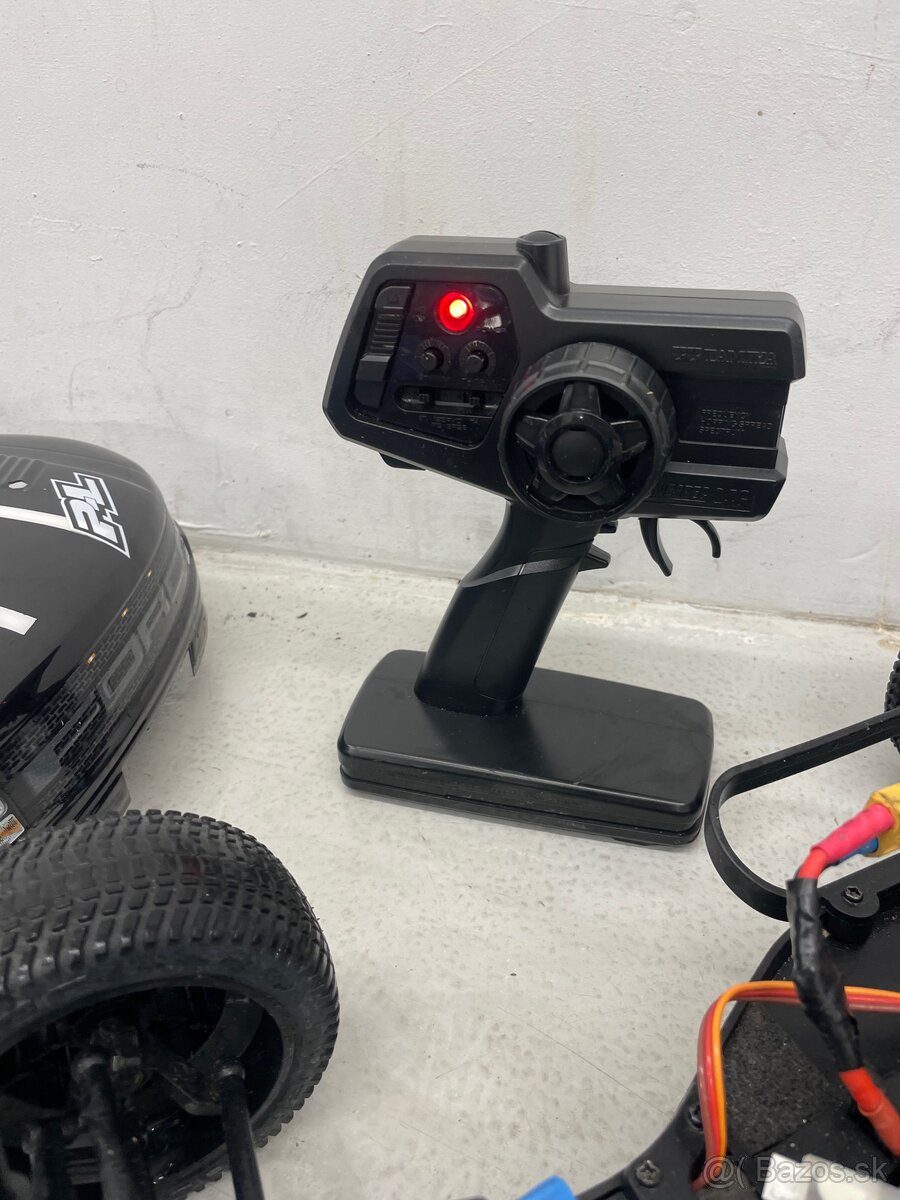 1:10 RC Short Course LRP Twister 2WD - 10