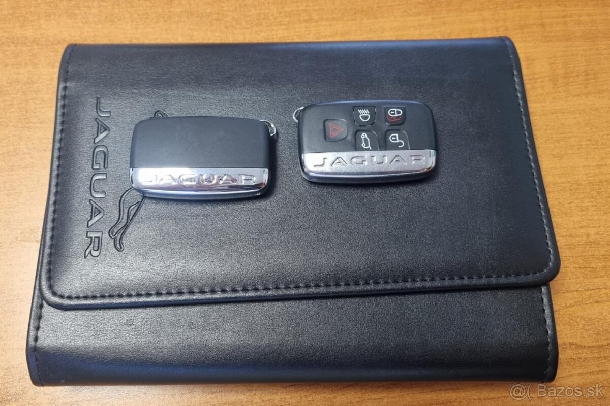 Jaguar F-Pace 20d AWD Portfolio - 10