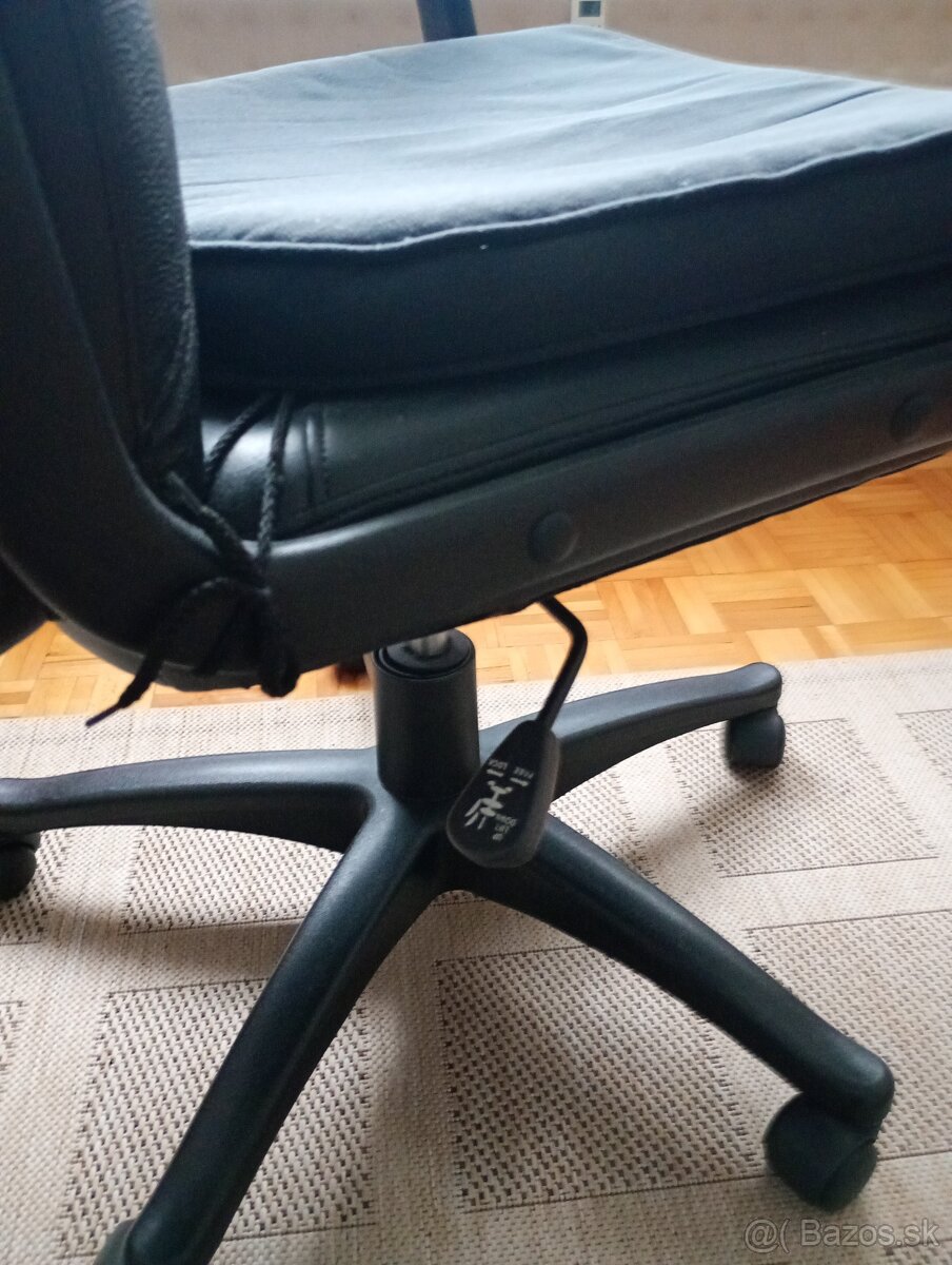 Písací stôl,stôl pre PC plus dve kreslá - 10