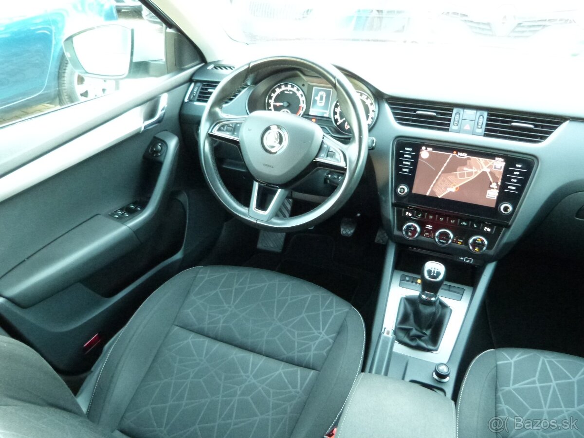 Škoda Octavia Combi 1.6 TDI 115k Clever - 10