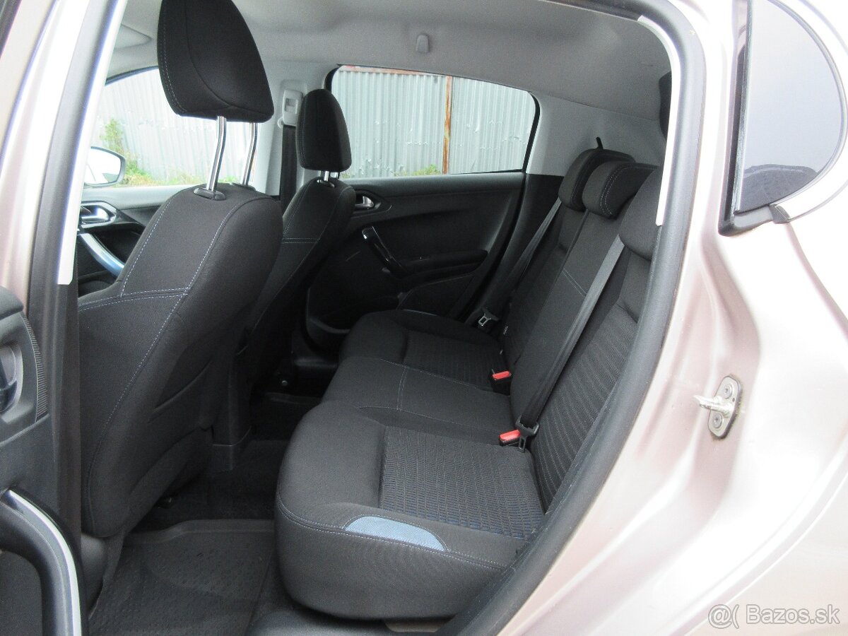 Peugeot 208 1.4 Vti Allure - 10