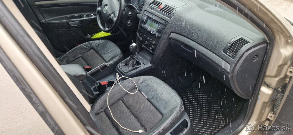 Predám Škoda Octavia 2 1.9 tdi 77 kw - 10