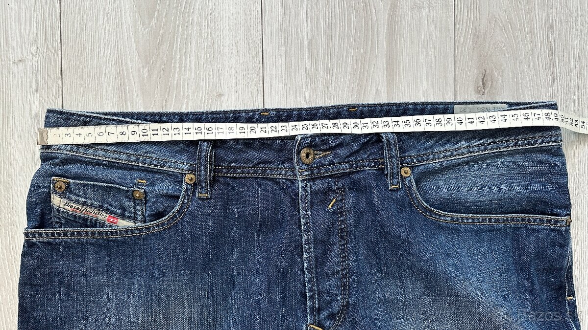 Pánske,kvalitné džínsy DIESEL - veľkosť 36/32 - 10