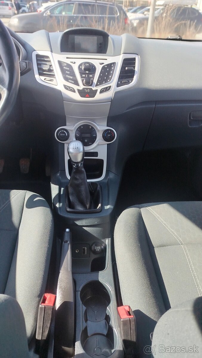 Ford Fiesta 1.4 Duratec 16V 71kW Titanium - 10