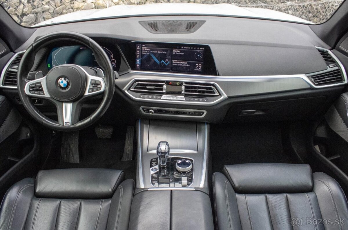 BMW X5 xDrive 45e 210kW AT/8 2020 - 10