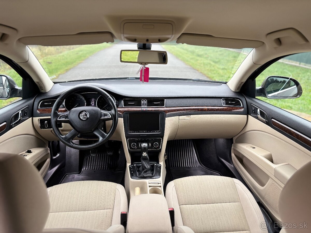 Predam Skoda superb 2.0 TDI 103KW 4X4 R.V 2014 222 069KM - 10