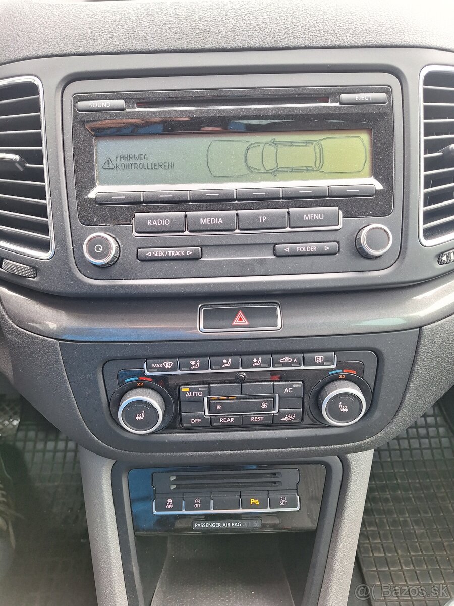 SEAT ALHAMBRA 2,0TDI 4MOTION 4X4 MANUÁL ROK 2012 - 10