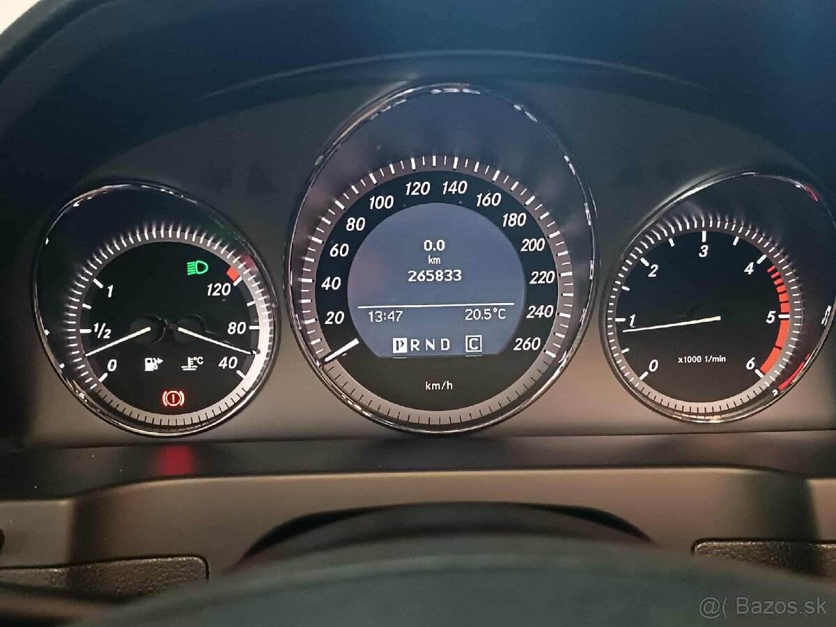 Mercedes-Benz C trieda W204 AMG paket Sedan 2010 - 10