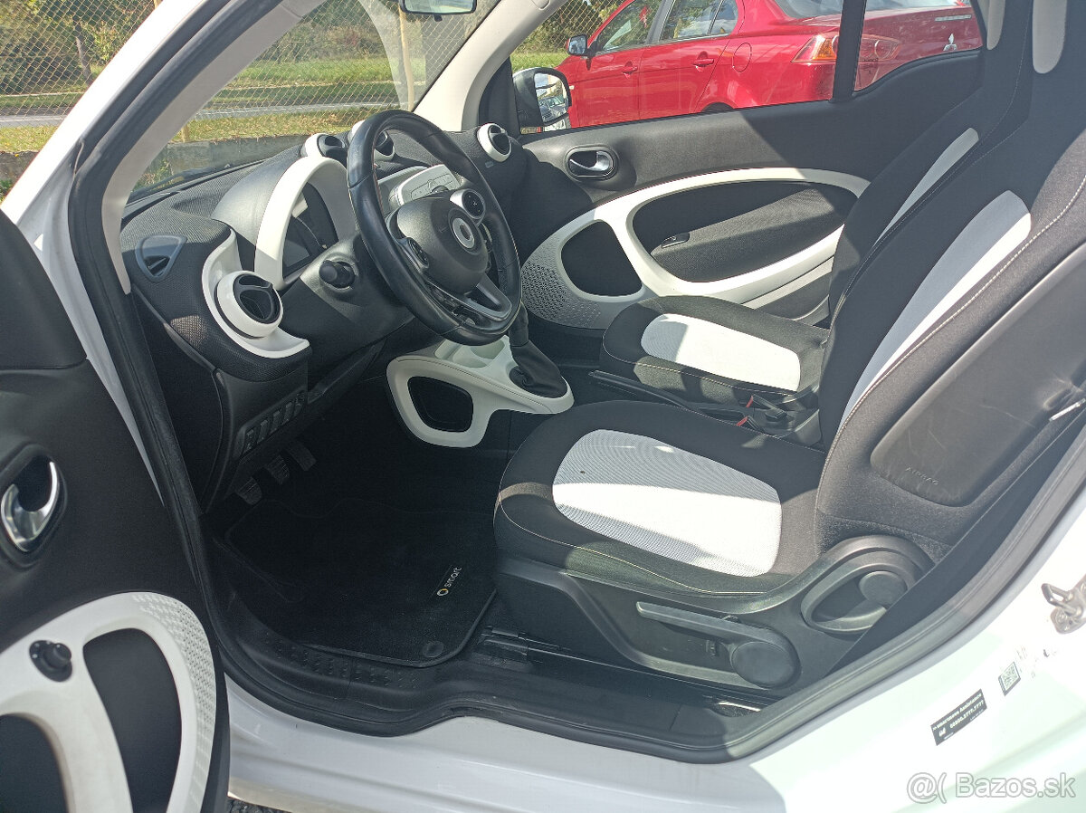 Smart Fortwo, 1.0-52KW,r.14,manuál,klima - 10