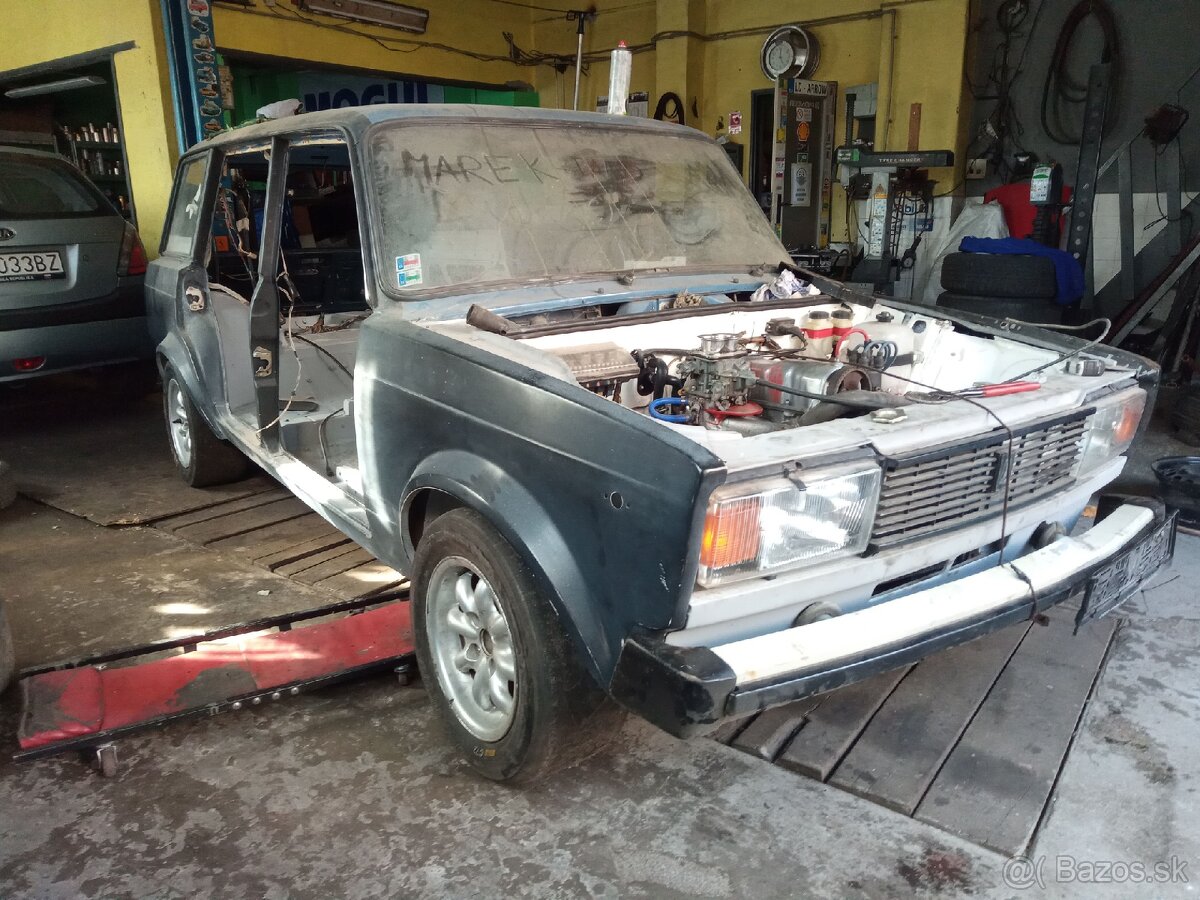 Lada 2104 rozpracovaný projekt - 10