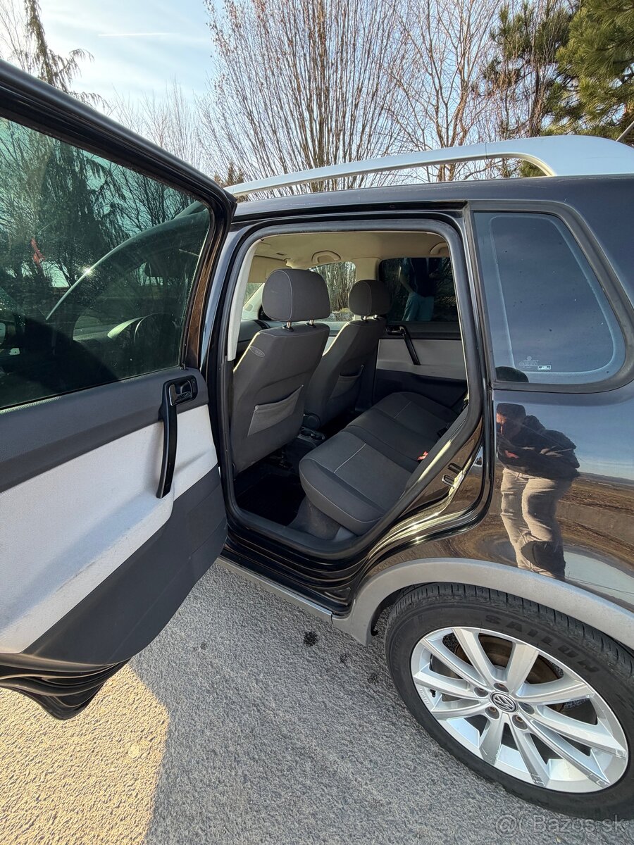 VW Volkswagen Polo cross 1.4TDI - 10