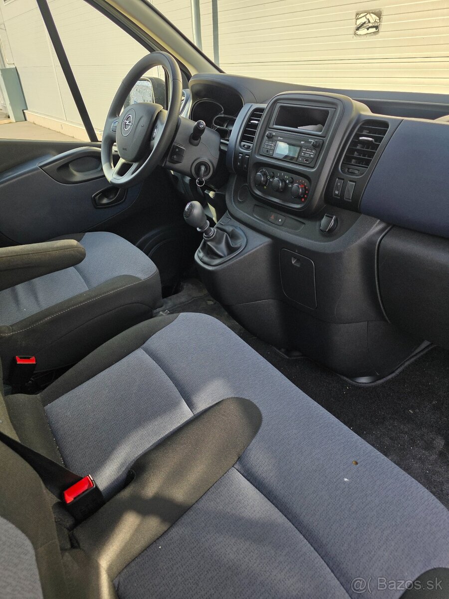Opel Vivaro 1.6 diesel - 10