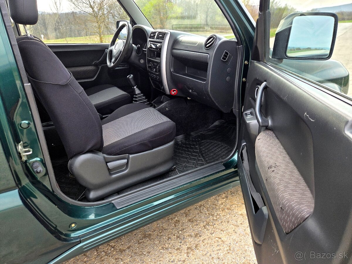 Suzuki Jimny 1.3 - 10