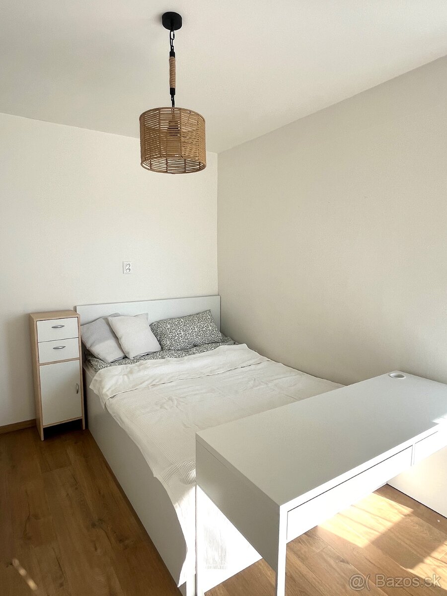 Krásny prerobený 1,5 izbový byt - 10