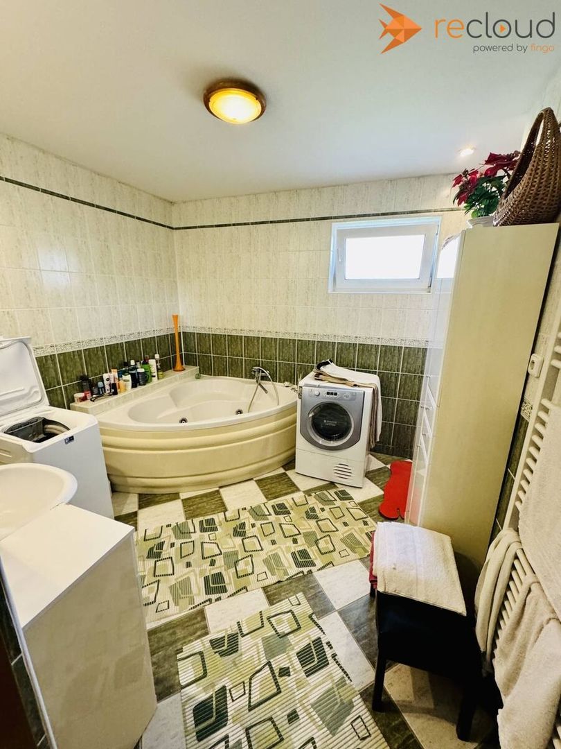 Rodinný dom, Štúrova ulica, obec Sečovce - 10