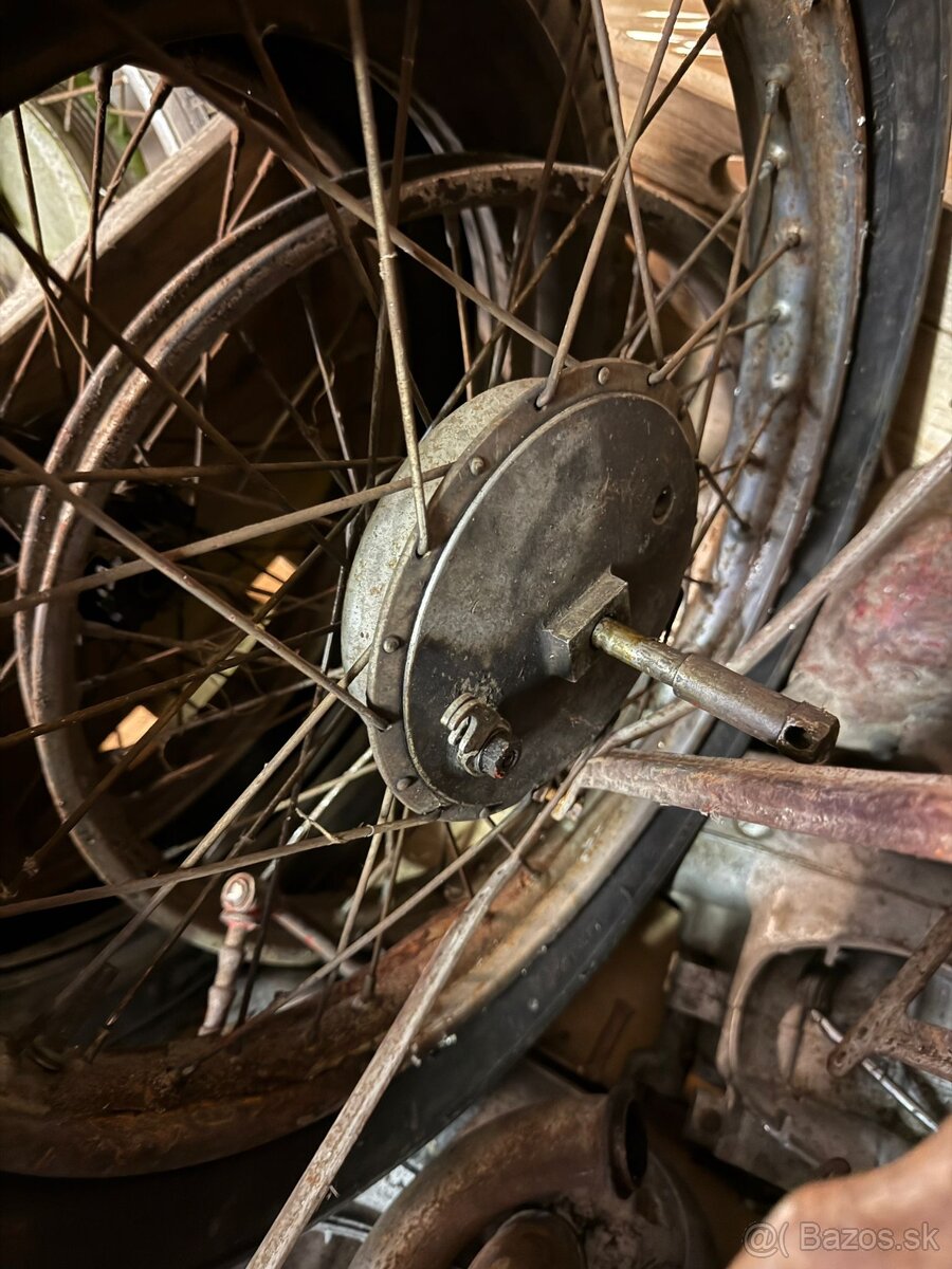 Perak 250 FJ r.v. 1947 s TP dovoz - 10